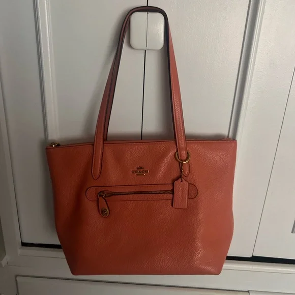 EUC coach pebble tote - authentic - Picture 11 of 11